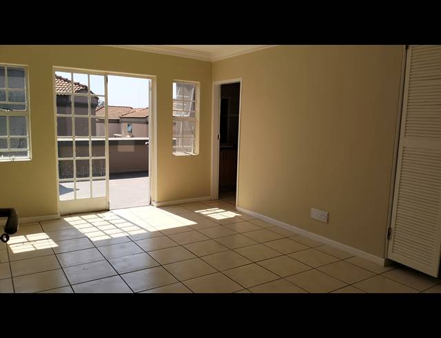 4 BEDROOM DUPLEX FOR SALE IN EQUESTRIA